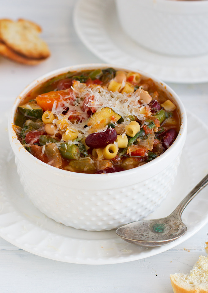 DIY Delightfully Yummy And Warm Minestrone Soup In Your Crock Pot DIY